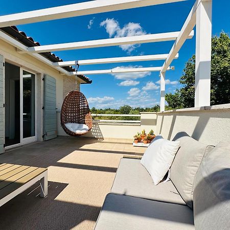 Luxury Villa In Istria - 9,000 Sqm Private Estate With Pool & Sauna, 15 Min To Sea, Near Fazana, 3 Bedrooms Juršići Exterior foto