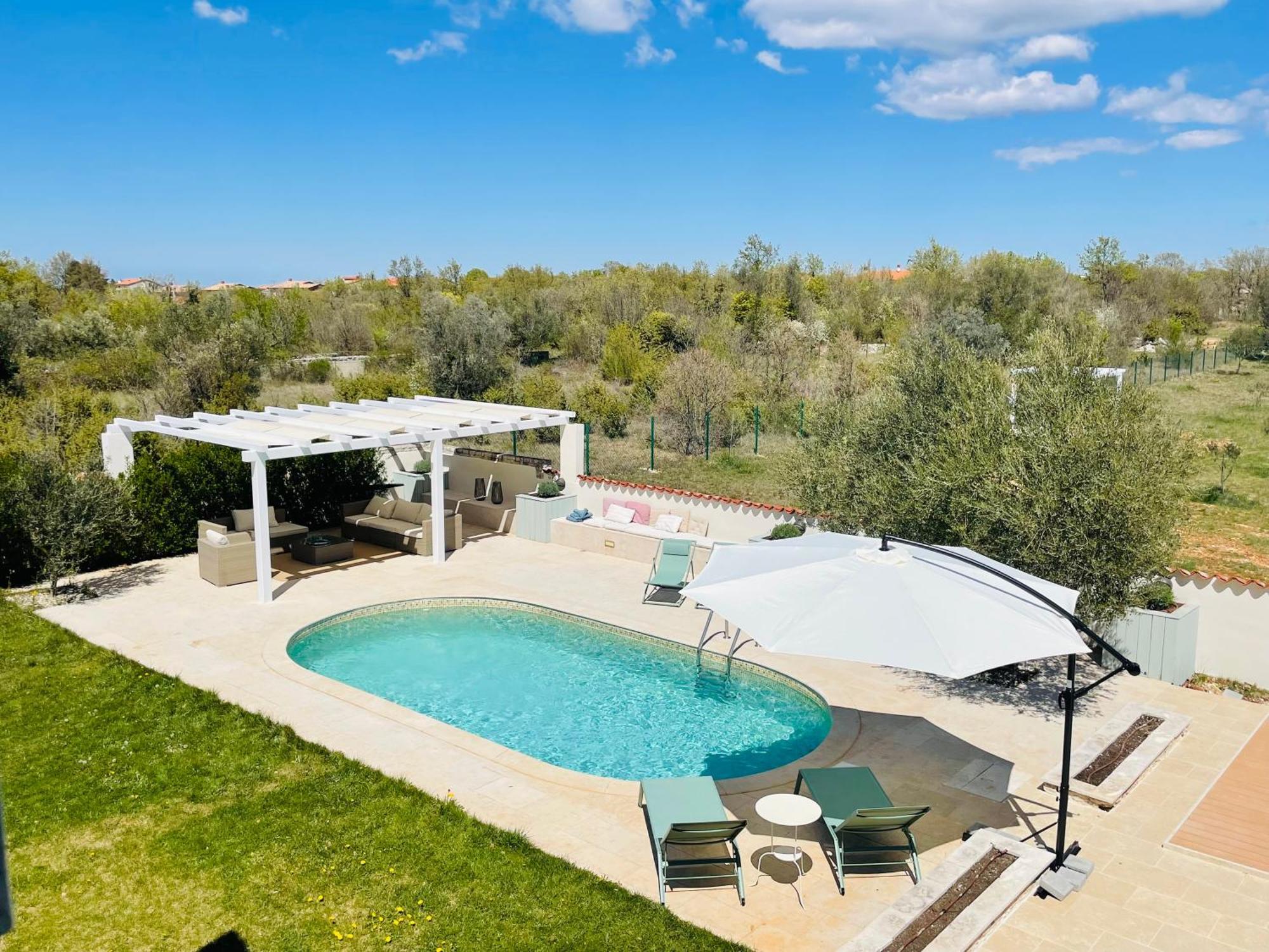 Luxury Villa In Istria - 9,000 Sqm Private Estate With Pool & Sauna, 15 Min To Sea, Near Fazana, 3 Bedrooms Juršići Exterior foto